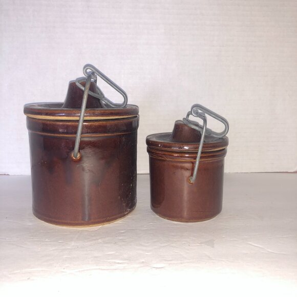 Vintage 2 Brown Ceramic Stoneware Crock Cannisters with Lids - Picture 5 of 10